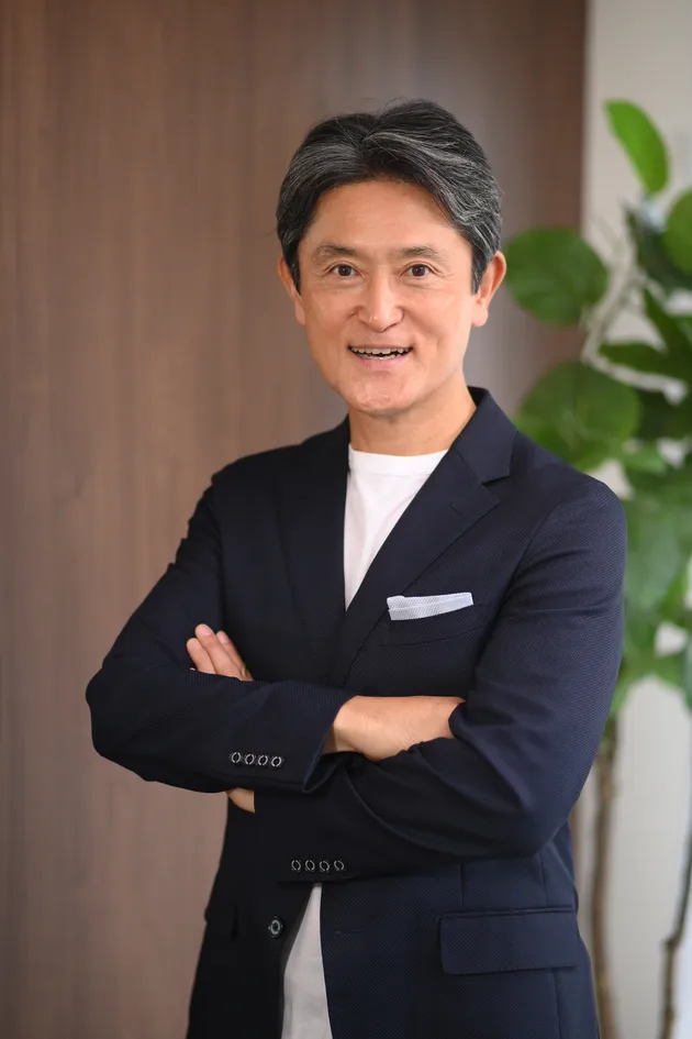 森岡誠治